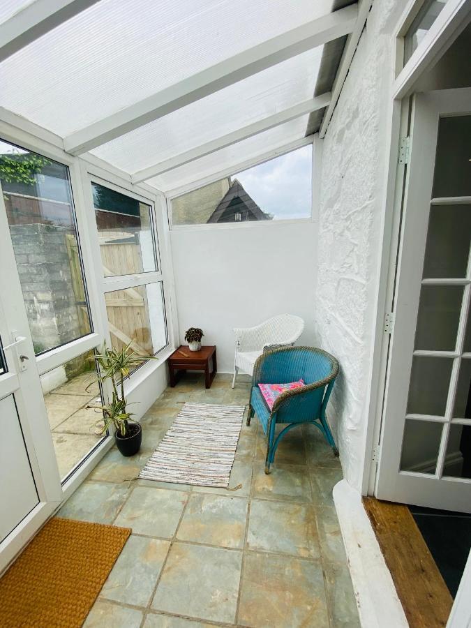 Beautiful 2 Bed End Terrace Victorian Town House Apartment Redruth Bagian luar foto